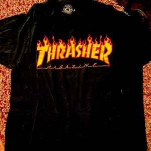 Men’s black Thrasher black T-shirt with flames new small $25